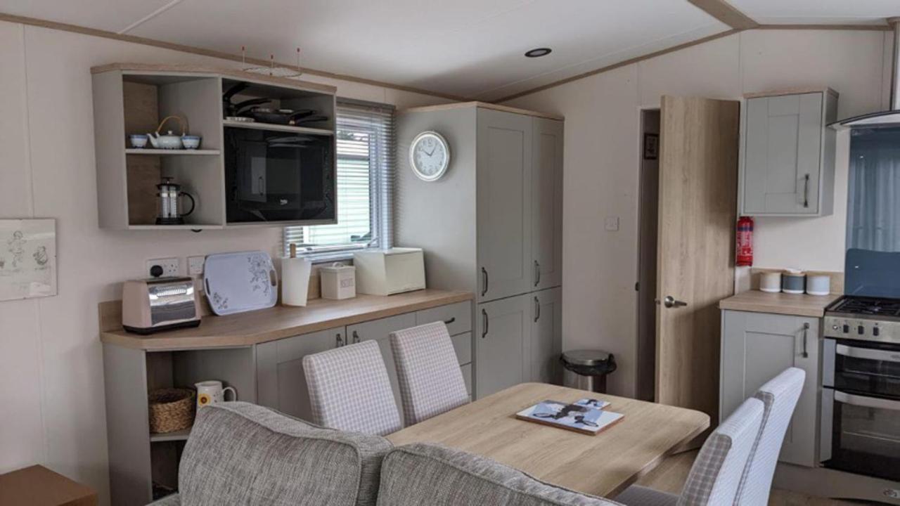 Luxury 2 Bedroom Caravan In Stunning Location Pitlochry Exterior photo